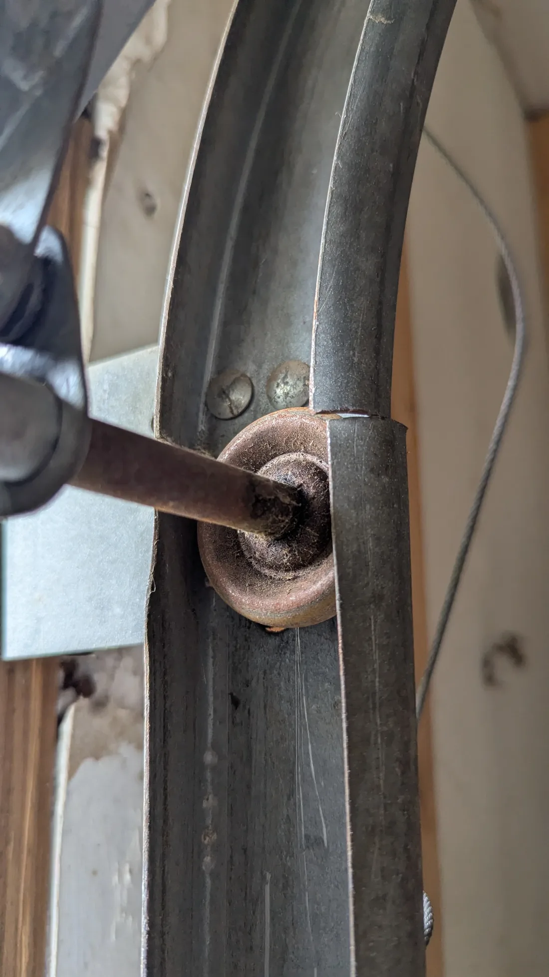Garage Door Installation Problems That Cause Noise and Poor Performance